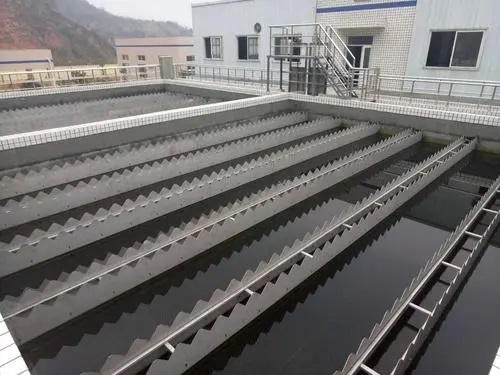 蕪湖客戶集水槽焊接現場